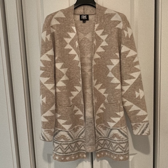 Frye Sweaters - Frye Long Sleeve Open Front Cardigan Sweater Tribal Print Beige Tones Size Large